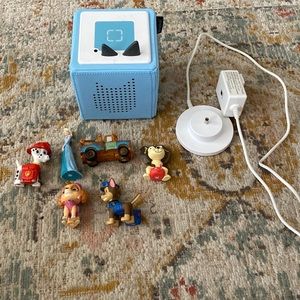 Like new Tonie box with characters